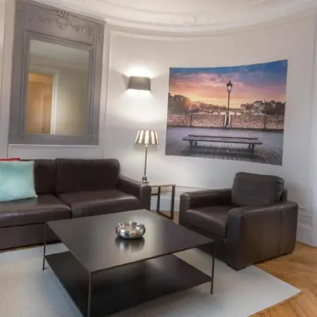 Champ De Mars Tour Eiffel Apartment